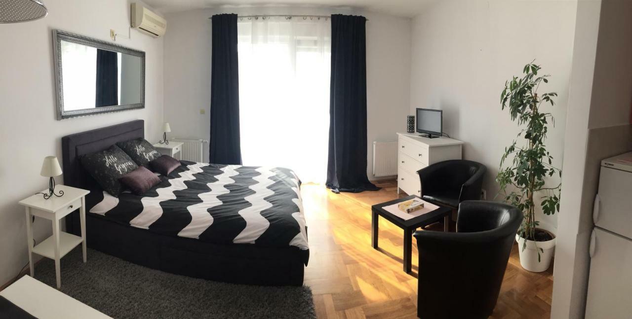 Studio Apartman Lara *** Eszék Kültér fotó